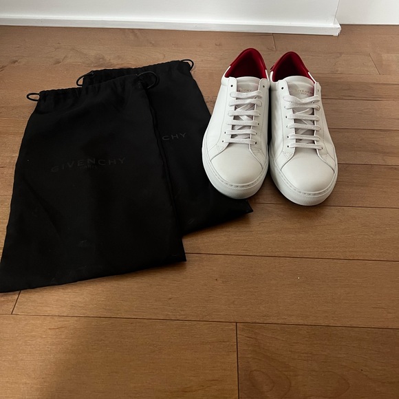 Sneaker Givenchy - Picture 1 of 5